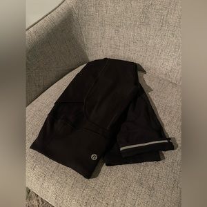 Lululemon leggings! Size 6. Black. Perfect condition.